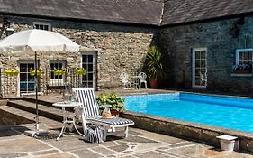 Ardnavaha House - Poolside Cottages